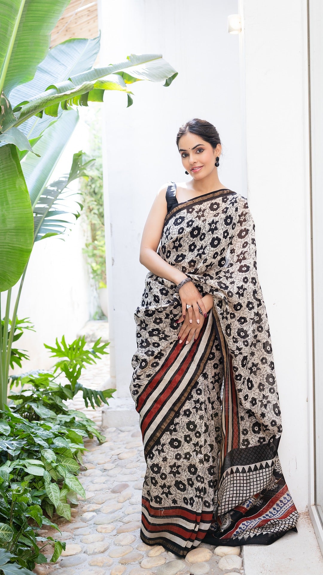 Mira Black and Maroon Floral Maheshwari Silk Hand Block Print Saree