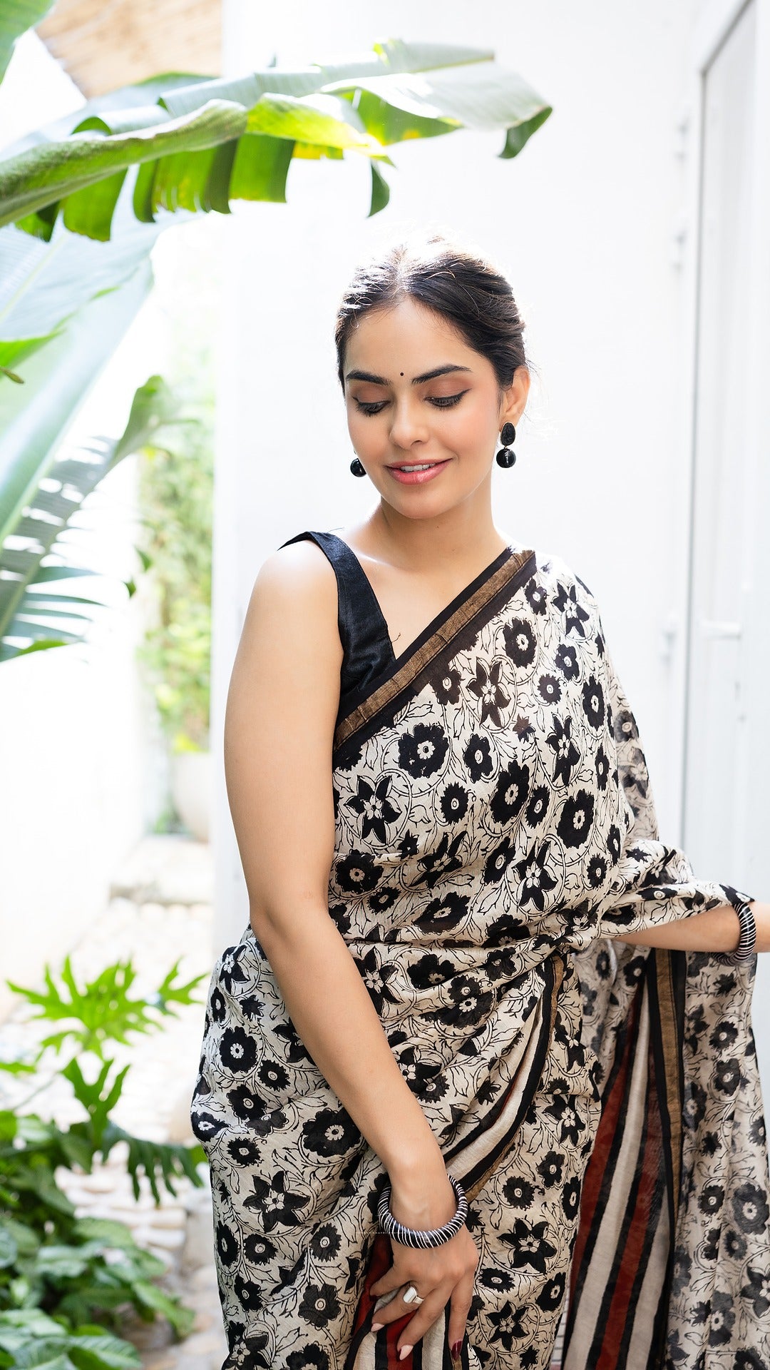 Mira Black and Maroon Floral Maheshwari Silk Hand Block Print Saree