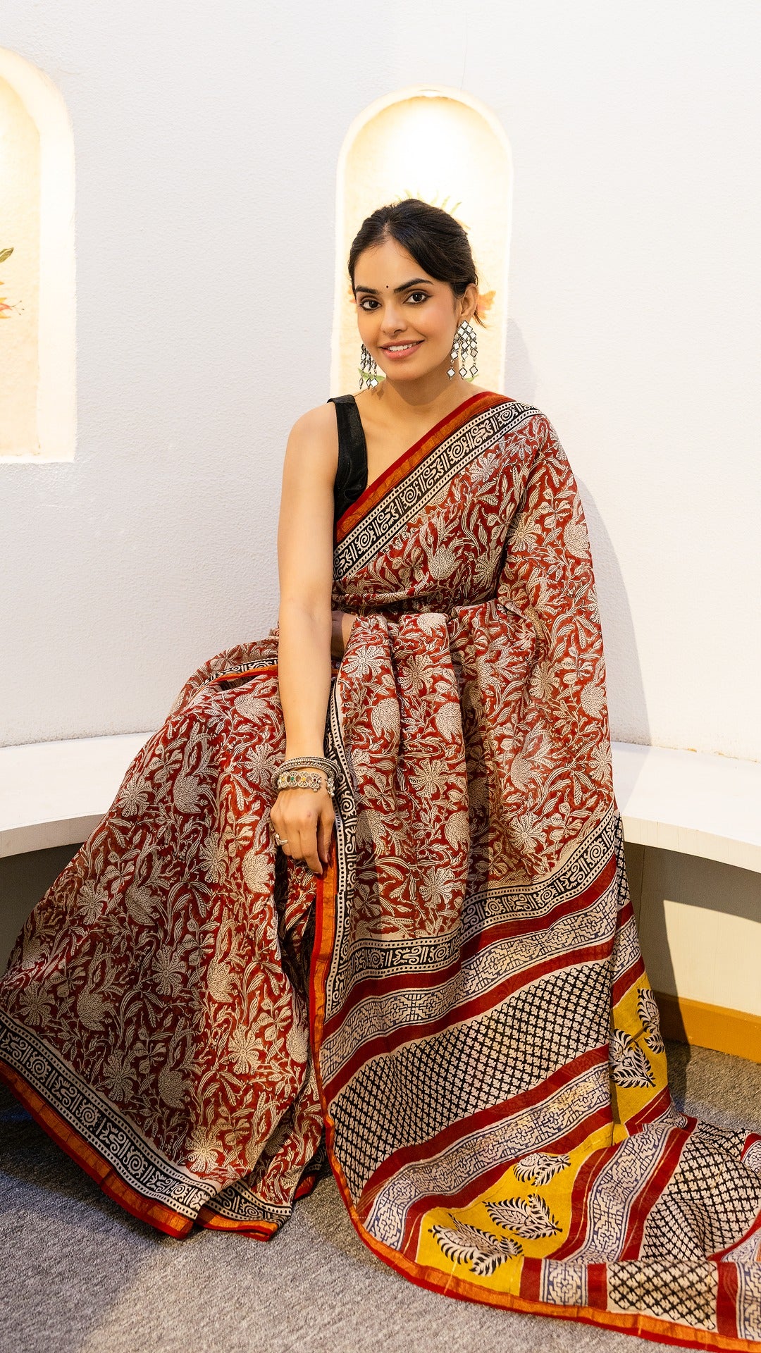 Vasundhara Maroon and Black Maheshwari Cotton Silk Saree