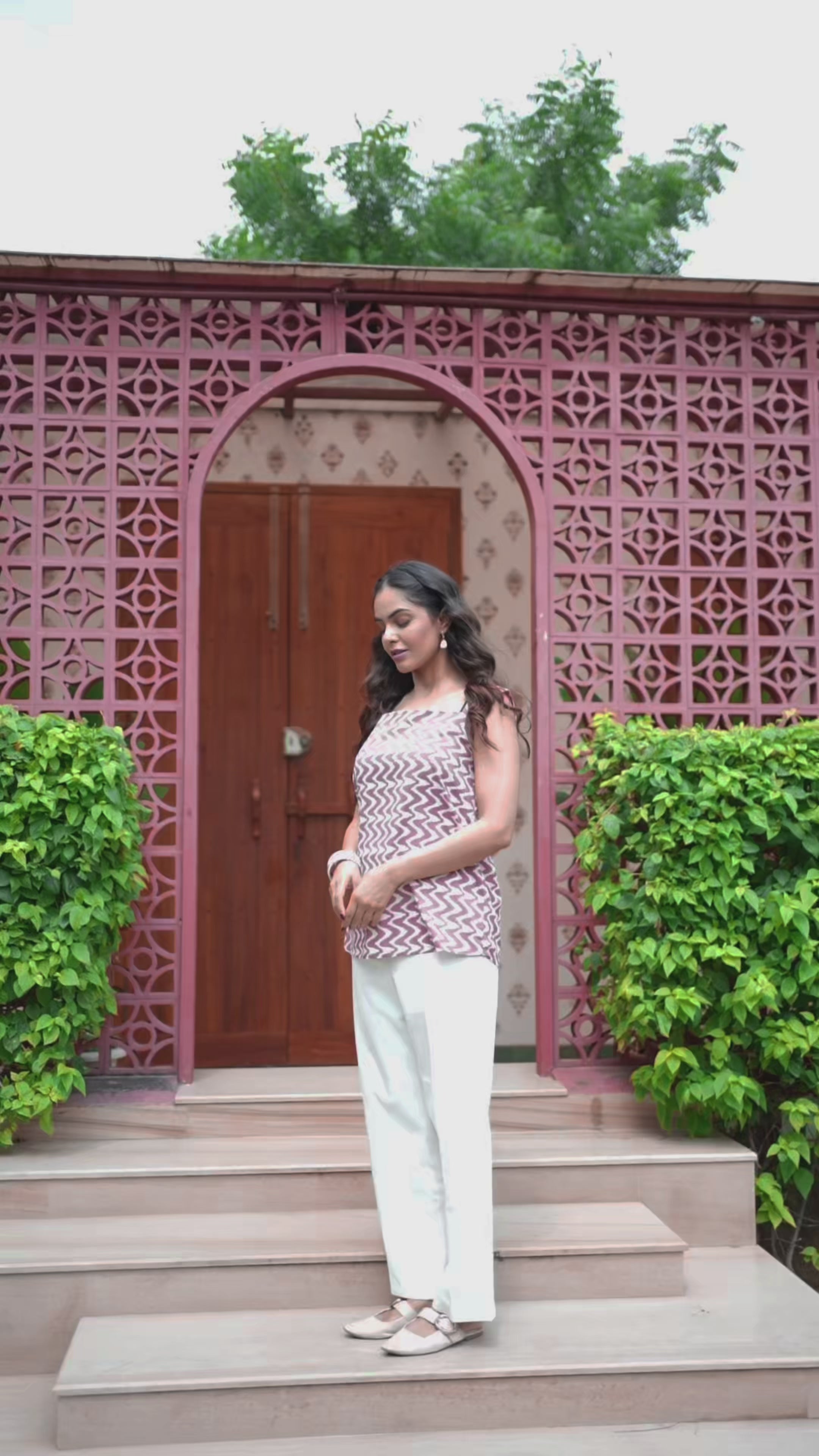 Jhillmil Dusky Pink Square Neck Cotton Kurti